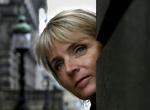 DIALOG. Hanne-Vibeke Holst betragter det som et adelsmærke, at hun er blevet inviteret til at medvirke i Jokerens nye musikvideo 'Godt taget'. Arkivfoto: Mik Eskestad. 