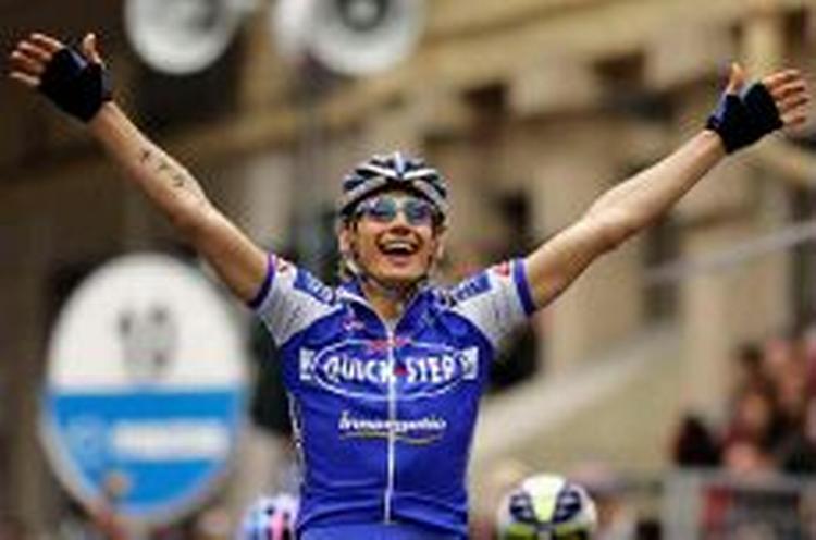 Italieneren Filippo Pozzato vandt forårsklassikeren Milano-San Remo - Foto: AP 