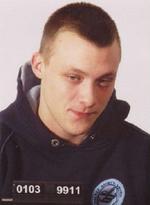 Den 21-årige Danni Severin Meisler, der er sigtet for drabet på en 29årig mand på Voldes Bodega i Brønshøj, er stadig på fri fod. - Foto: Politiet 