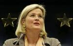 På vegne af EU udskyder Ursula Plassnik, det østrigske EU-formandskabs udenrigsminister beslutningen om støtte til Hamas-regeringen. - Foto: AP 