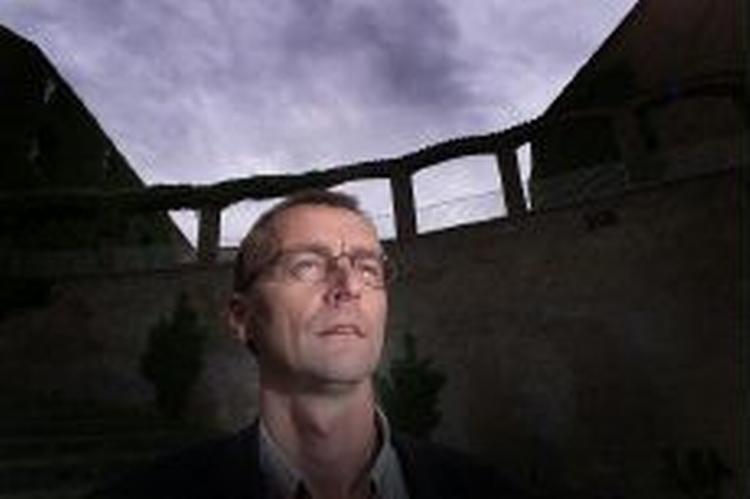 »Der er ikke noget økonomisk råderum til fremtidens velfærd, og det er det, som reformerne skal skaffe«, siger Torben M. Andersen. - Foto: Erik Kragh 