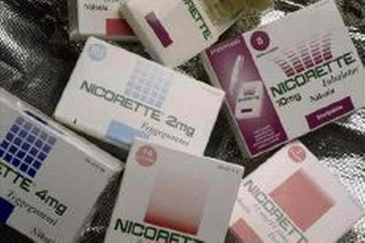 Unge har ikke gavn af nikotintyggegummi. Sundehdsstyrelsen vil derfor forbyde salget til unge under 18 år - Foto: Thomas Borberg 