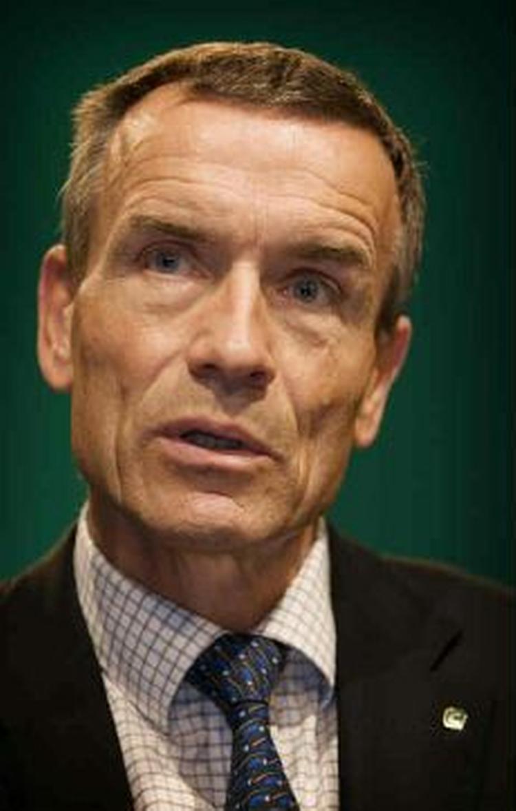 De konservatives Helge Adam Møller vil have statsministeren på banen for at holde styr på partiets medlemmer - Foto: Toke Hage 