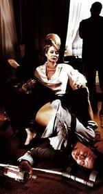 Publikum må væbne sig med tålmodighed, hvis de vil se Trine Dyrholm i Tennessee Williams' klassiker 'Kat på et varmt bliktag'. - Foto: Per Morten Abrahamsen 