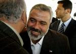 Den palæstinensiske premierminister Ismail Haniyeh er allerede i pengebekneb - Foto: AP 