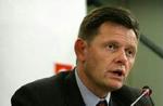 Dansk Folkeparti holder forbrugerminister Lars Barfoed (K) på pinebænken lidt endnu, før partiet tager stilling til mistillid til ministeren. - Arkivfoto: Jens Dresling 