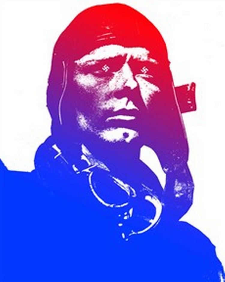 CHARLES LINDBERGH. Billedet her er en manipulation af et oprindeligt sort/hvid billede taget af Charles Lindbergh, taget lige før den første tur over Atlanten. Foto: Pressens Bild 