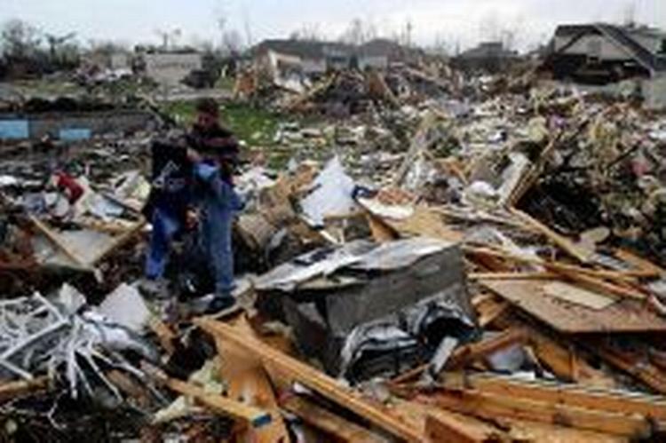11 mennesker har mistet livet i Tennesse, USA, efter voldsomme tornadoer har hærget området - Foto: AP 