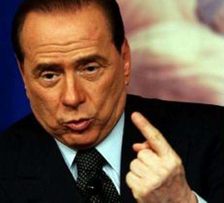 Pressemødet i Rom var Berlusconis første offentlige optræden, siden valget sluttede. - Foto: AP 