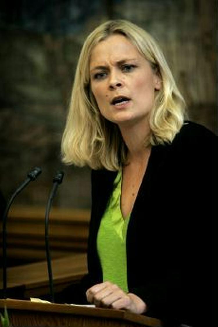 Socialdemokraternes politiske ordfører Lotte Bundsgaard mener, at SF'eren Morten Homann har fået »påskekuller«, når han vil distancere SF fra S. - Arkivfoto: Jens Dresling 
