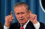 USA's forsvarsminister Donald Rumsfeld kritiseres af stadig flere generaler for krigsførslen i Irak. Men Det Hvide Hus støtter Rumsfeld. - Arkivfoto: AP 