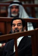 En ekspert har fastslået, at det var Saddam Hussein, som underskrev ordrer om at henrette 148 shiamuslimer i begyndelsen af 1980´erne - Foto: AP 