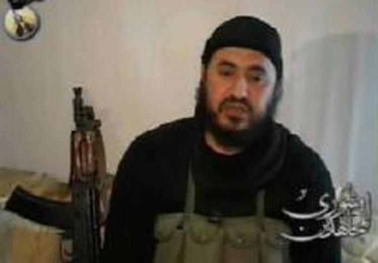Det er første gang, Al-Zarqawi viser sit ansigt på videooptagelser som denne. - Foto: AP 