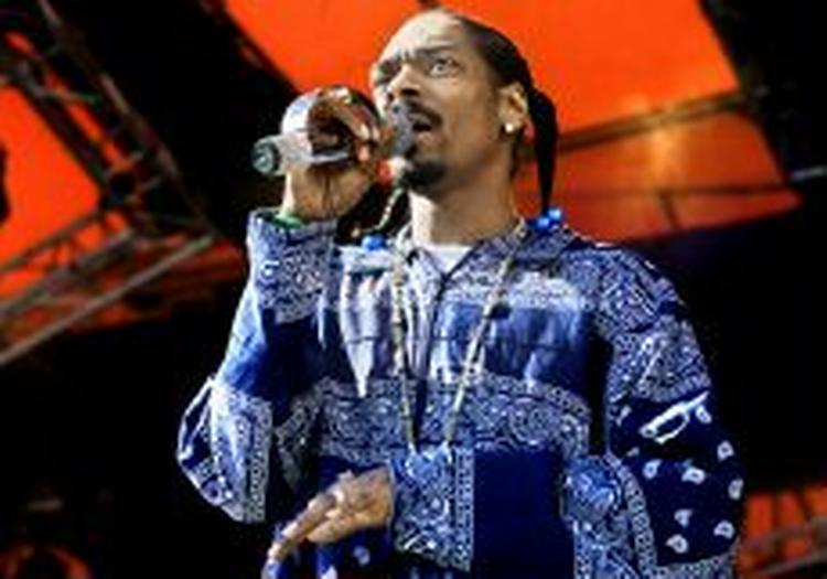 Rapmusikeren Snoop Dogg optrådte på Roskilde Festivals orange scene 2005. - Arkivfoto: David Høgsholt 