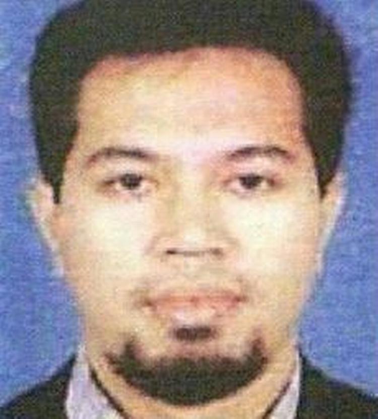 Et af de få tilgængelige billeder af en af Asies mest eftersøgte mænd - Noordin Mohammad Top. - Foto: AP 