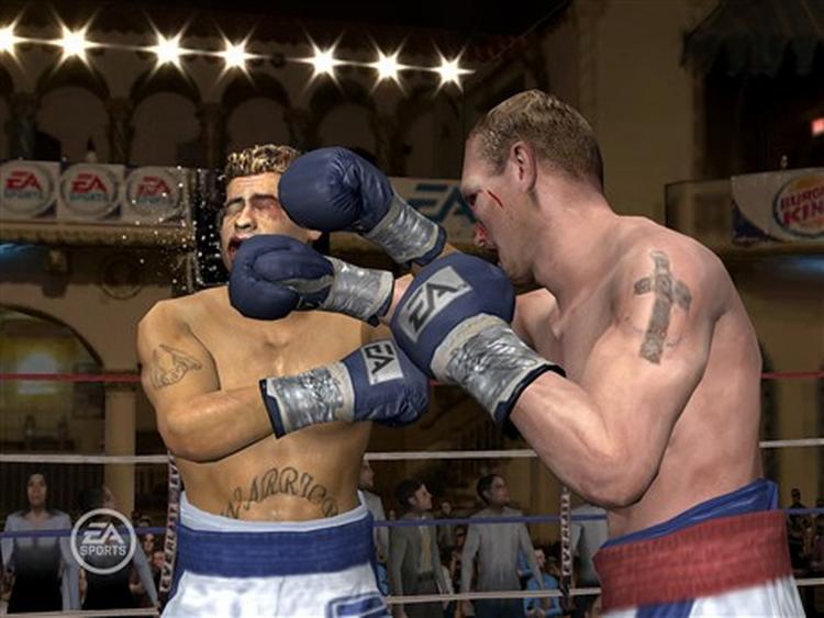 Boksekampene er intense, blodige og særdeles realistiske, særligt på Xbox 360, hvor grafikken har nået næsten ubehageligt realistiske højder: bokserne bløder, sveder og stønner, så man ikke kan undgå at blive revet med. 
