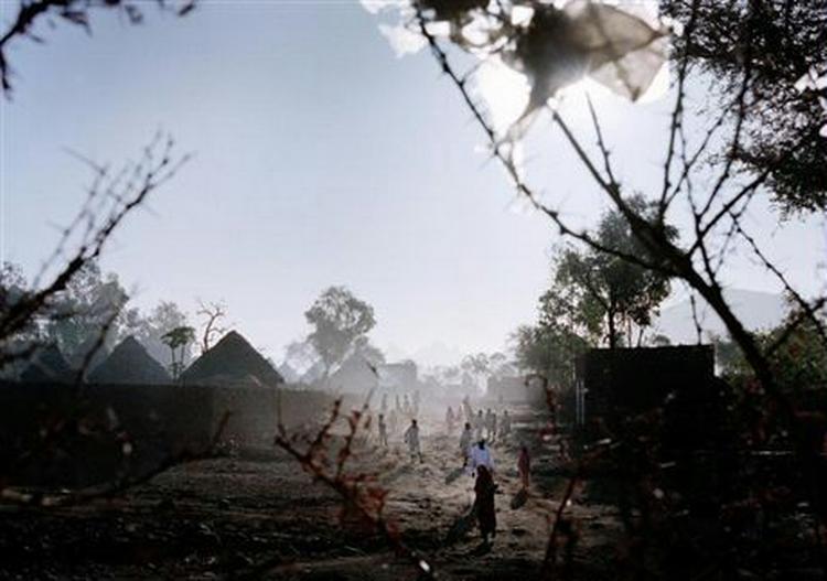 Regeringen og oprørerne i SLA har underskrevet en fredsaftale for Darfur-regionen. - Arkivfoto fra landsbyen Golo i Darfur: Jan Grarup 
