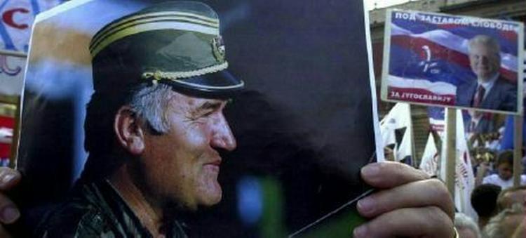 Mladic »vil synge«, hvis han bliver fange, mener ekspert. - Foto: AP 