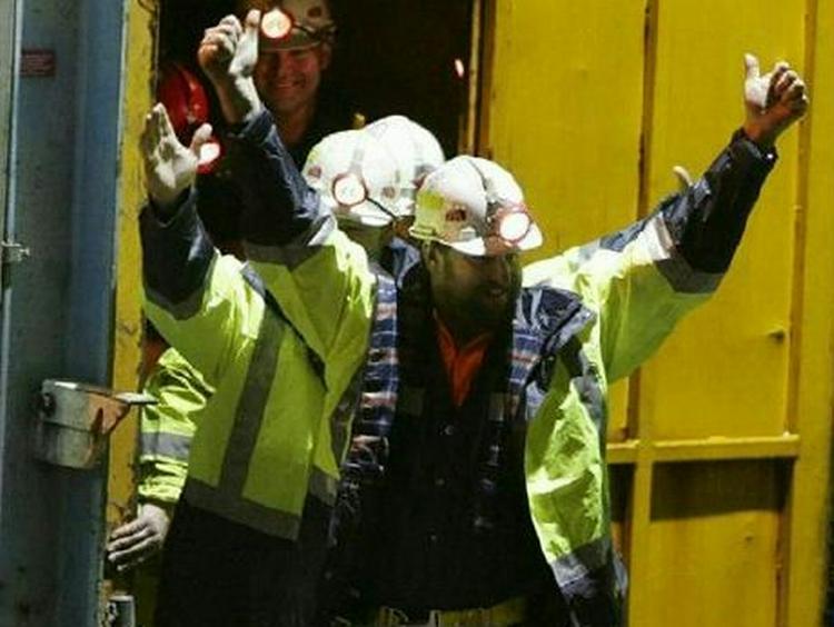 Todd Russell, forrest, og Brant Webb, betræder for første gang i to uger jordoverfladen. - Foto: AP 