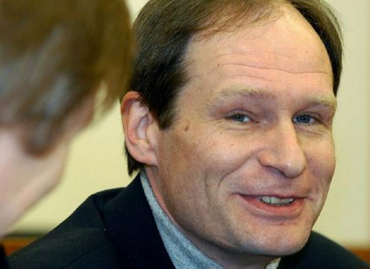 Den 44-årige Armin Meiwes blev i dag ved retten i Frankfurt idømt livsvarigt fængsel for drab og kannibalisme. - Arkivfoto: AP 