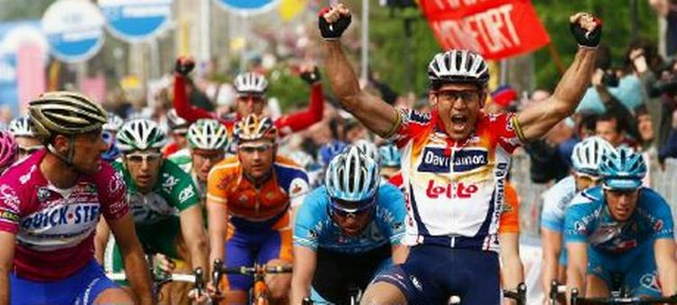 McEwen fejrer sin sejr på behørig vis. - Foto: Ap 