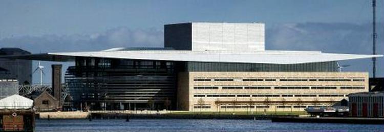 Udflytningen til Operaen på Holmen blev dyrere end forventet. Derfor har der ikke været råd til nyansættelser.   Arkivfoto: Jan Grarup 