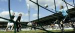 Steffen Højer scorer til 1-0 for Viborg. - Foto: Claus Bonnerup 