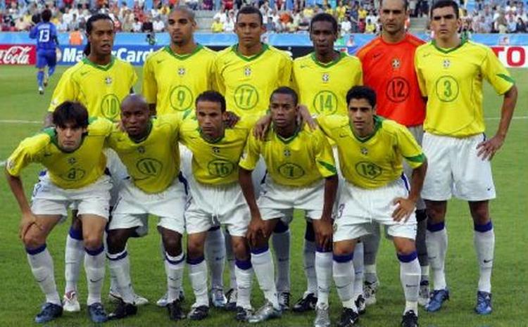 Det brasilianske landshold som det så ud under Confederations Cup i 2005. - Arkivfoto: AP. 