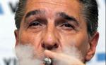 Rudi Assauer har røget den sidste cigar i Gelsenkirchen og omegn. - Arkivfoto: AP. 