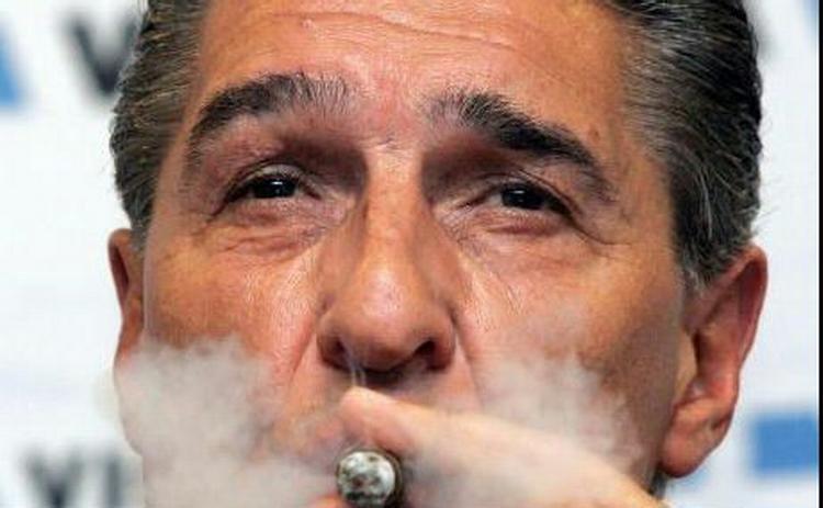 Rudi Assauer har røget den sidste cigar i Gelsenkirchen og omegn. - Arkivfoto: AP. 