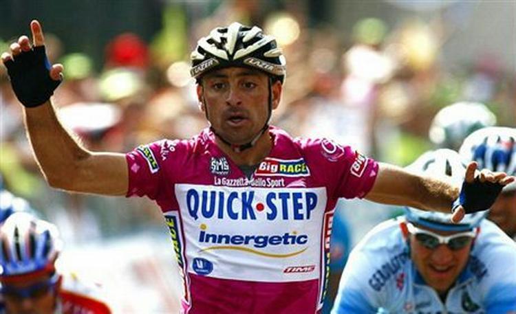 Sådan ser en vinder ud ligen inden han kører over målstregen i Giro d'Italia. - Foto: AP 