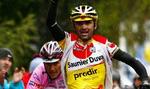 Piepoli kom først over stregen med Basso på hjul. - Foto: AP 