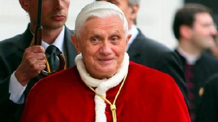 Pave Benedikt XVI er på sit første officielle besøg i Polen - Foto: AP 