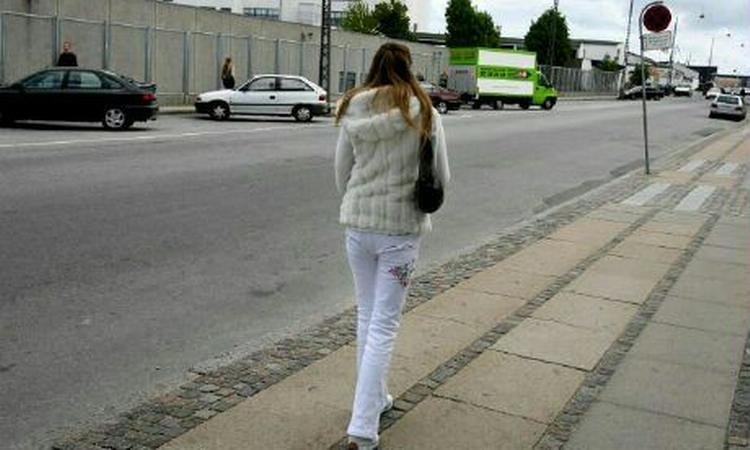 Skelbækgade i København, Vesterbros centrum for gadeprostitution.   Foto: Jacob Ehrbahn 