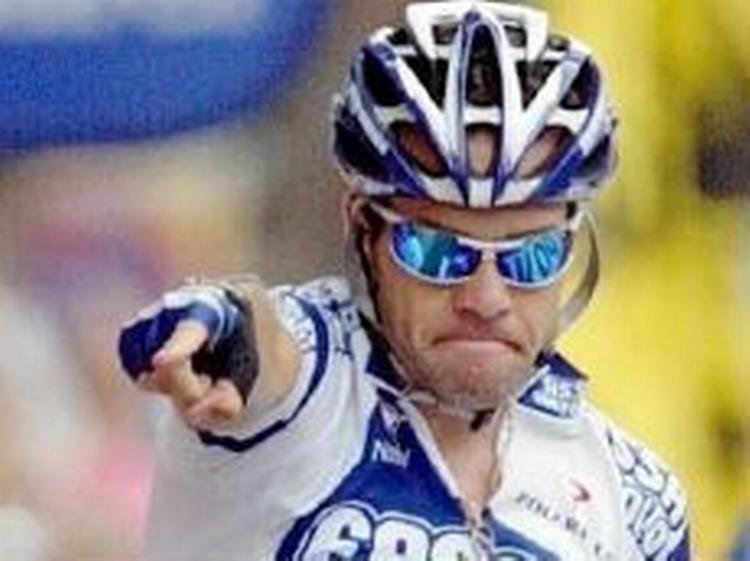 Aitor Gonzalez vandt Spanien Rundt i 2002. Måske var han dopet. - Foto: AP 