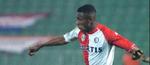 Kalou (42 mål i 83 kampe) i aktion for Feyenoord i en UEFA Cup-kamp i 2004. - Arkivfoto: AP. 