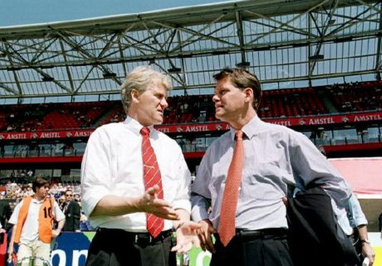 Både Morten Olsen og Frank Arnesen, begge fodboldnotabiliteter, er nu at finde i Blå Bog. - Arkivfoto: AP 