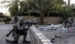 'Kilo Company', som er under anklage for massakren i Haditha, ses her under tidligere kampe i byen i det vestlige Irak. - Arkivfoto: AP 