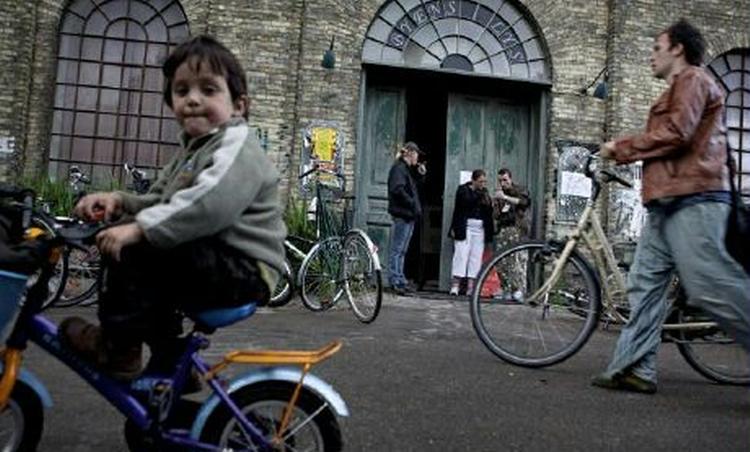 Op mod 300 christianitter vendte cyklen mod mødestedet  Byens Lys , hvor man skulle finde fælles fodslag i sagen om kølledrabet først på ugen.   Foto: Martin Lehmann 