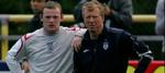 Wayne Rooney og assistenten Steve McClaren under formiddagens træning. - Foto: AP. 