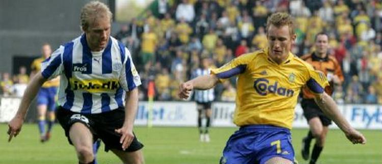 Anders Møller Christensen (t.v.) i nærkamp med Thomas Kahlenberg i 2005. - Arkivfoto: Lars Poulsen. 