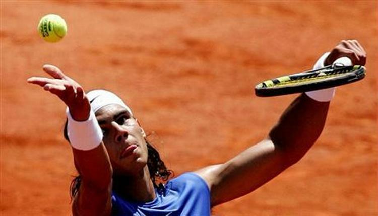 Nadal havde vundet de første sæt, da Djokovic opgav ævred. - Foto: AP 