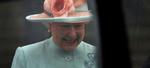Dronning Elisabeth II modtog sammen med prins Charles en million pund i landbrugsstøtte i 2003-2004. - Foto: AP 