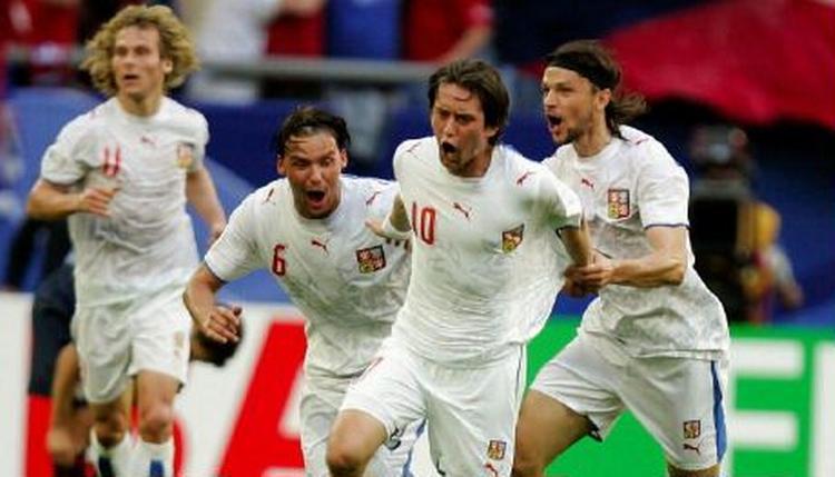 Tomas Rosicky blev kampens store oplevelse, da Tjekkiet løb henover et amerikanske hold - og vandt 3-0. - Foto: AP 