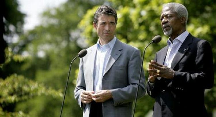 Statsminister Anders Fogh Rasmussen roste FN's generalsekretær Kofi Annan under mødet i dag. - Foto: Peter Hove Olesen 