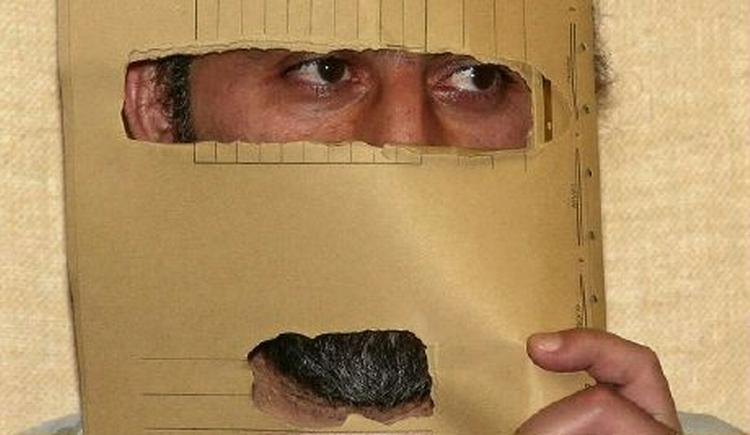 Én af de mistænkte i den tyske terror-sag. Han er anklaget for at støtte oprørsangreb i Irak økonomisk. - Foto: AP 