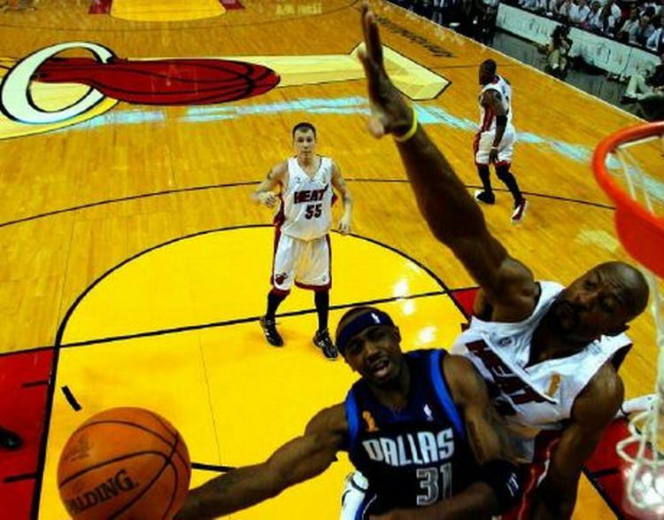 Miami Heat vandt NBA-titlen i USA efter fire finalesejre over Dallas Mavericks. - Foto: AP 