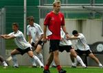 Jürgen Klinsmann ser ud til at sidde sikkert i trænersædet i Tyskland. - Foto: AP 