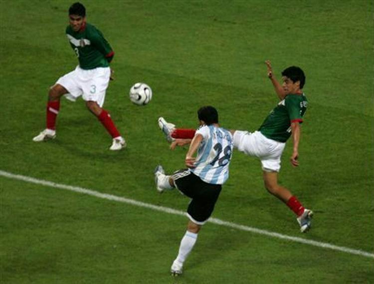 Maxi Rodriguez har scoret tre gange i VM-turneringen. - Foto: AP 