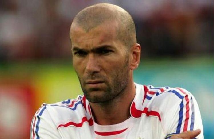 Zidane er ikke blevet metaltræt på trods af at være kåret ilt verdens bedste tre gange - Foto: AP 